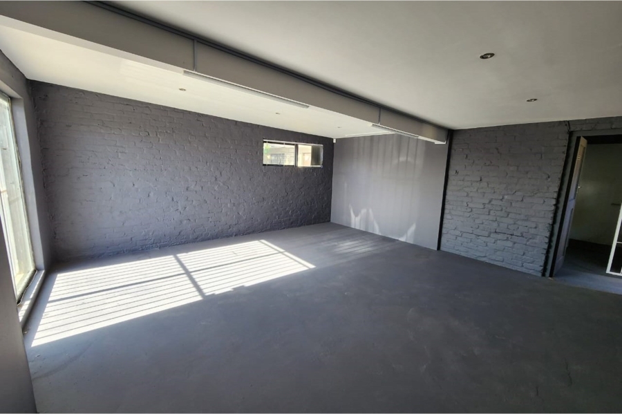 To Let commercial Property for Rent in Table View Western Cape